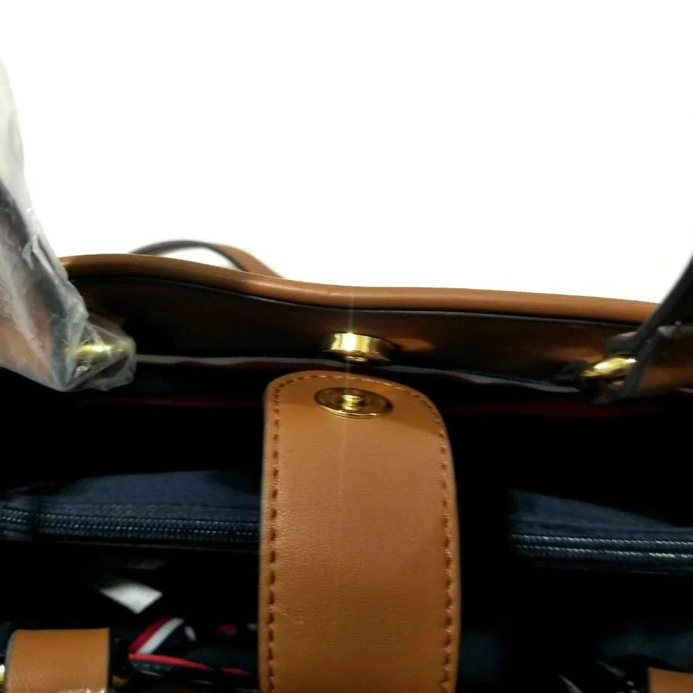 Tommy Hilfiger Shoulder Handbag Faux Leather‎ Brown Croc Embossed